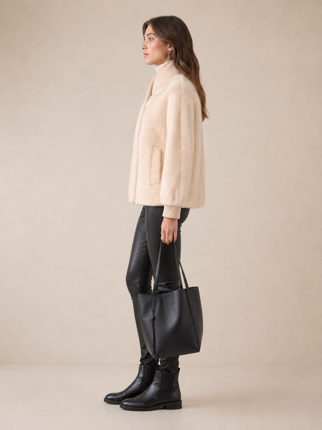 Kuschelige Fake-Fur-Jacke Beige
