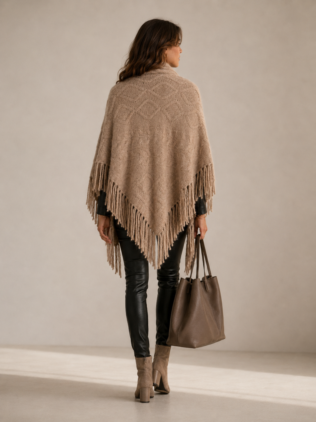 Kaschmir-Dreieckstuch „Clara“ Beige / Sand