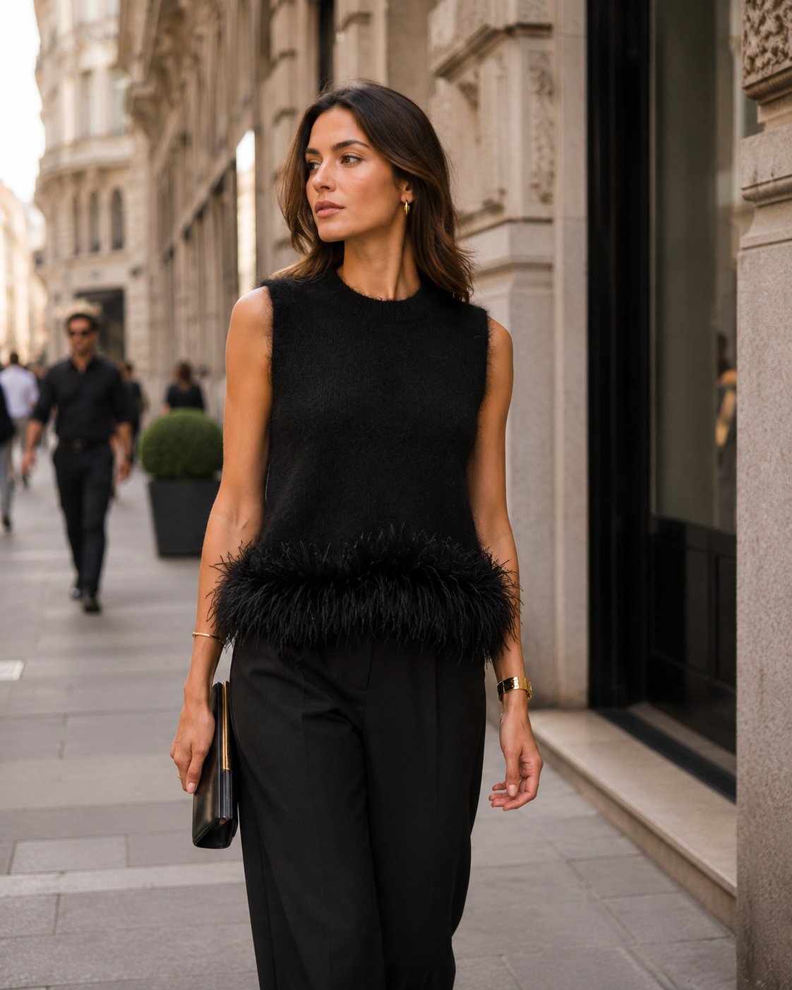 Blossom & Co. Statement-Strick-Top Federbesatz Schwarz - Outfit-Inspiration