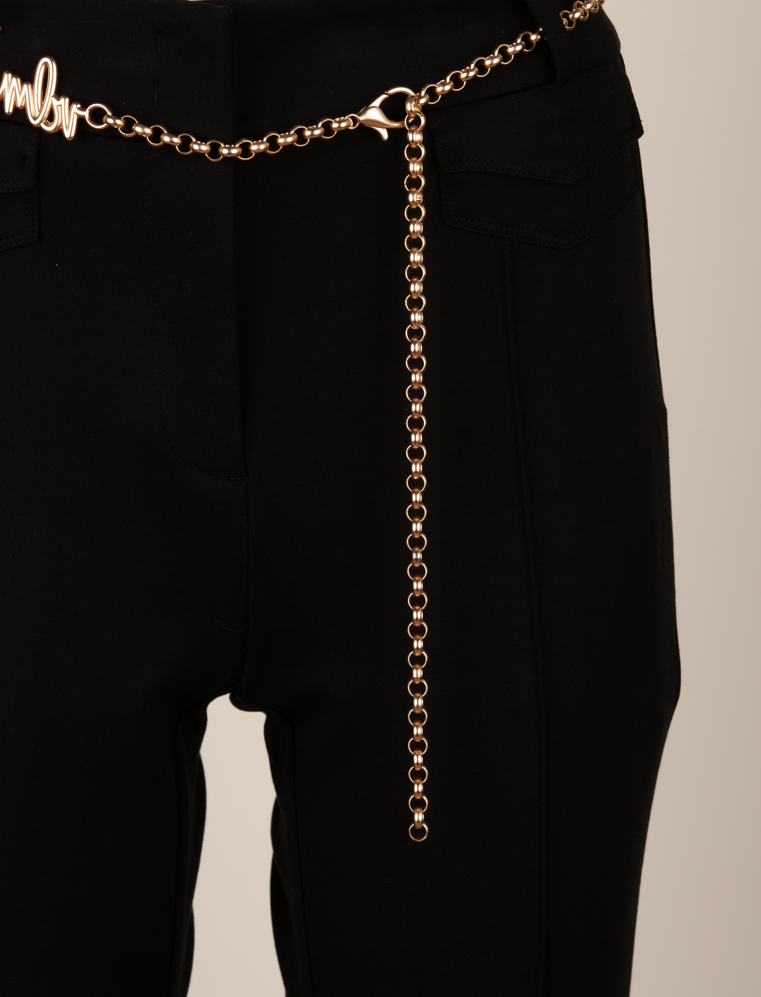 Hose „Fawn Flap Pocket“ Schwarz