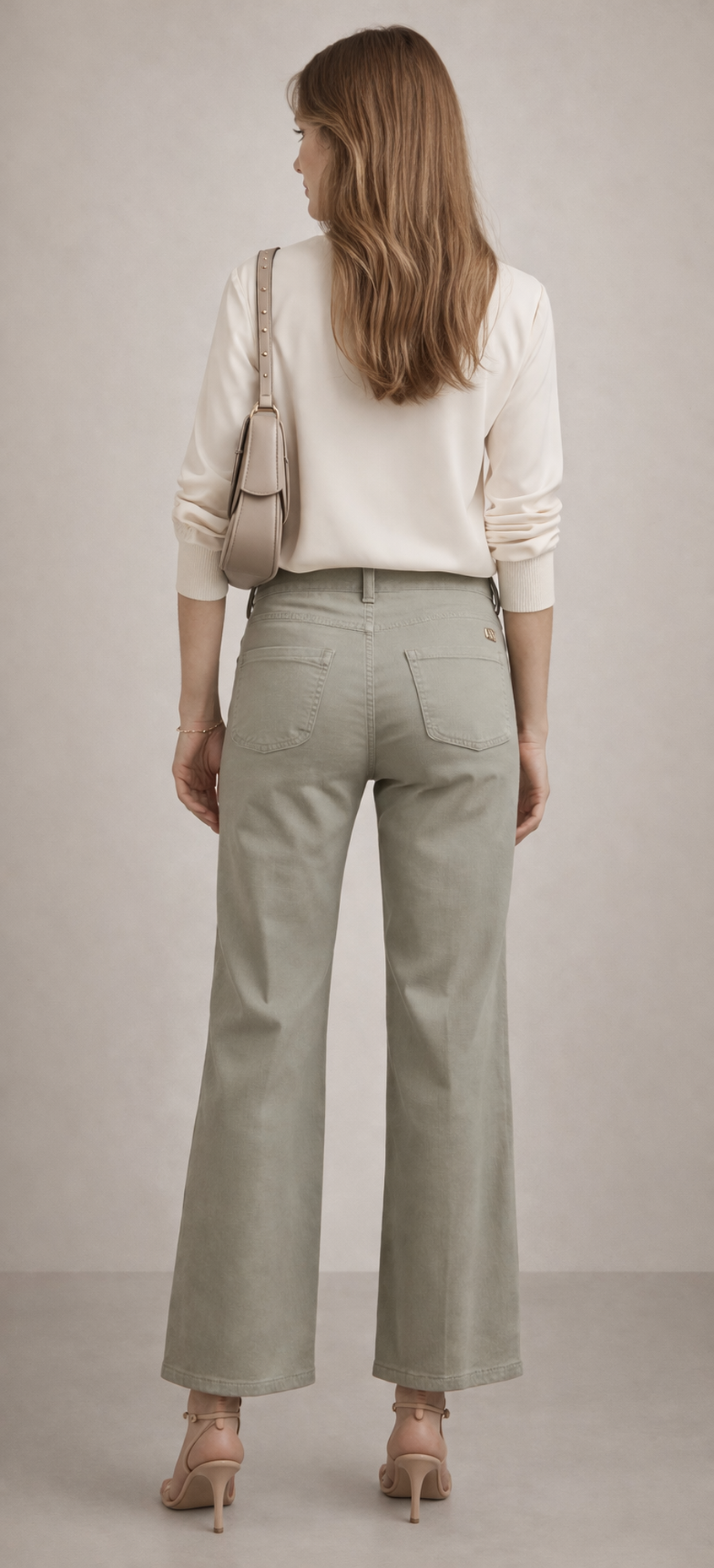 Jeans „Tess Pocket Cropped“ Olive / Hellgrün