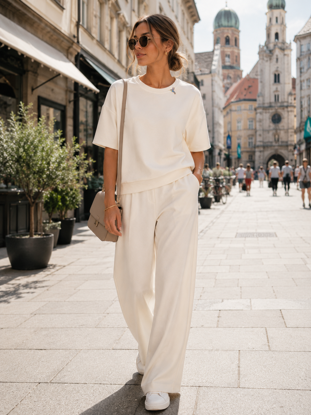 Statement-Sweatshirt Creme
