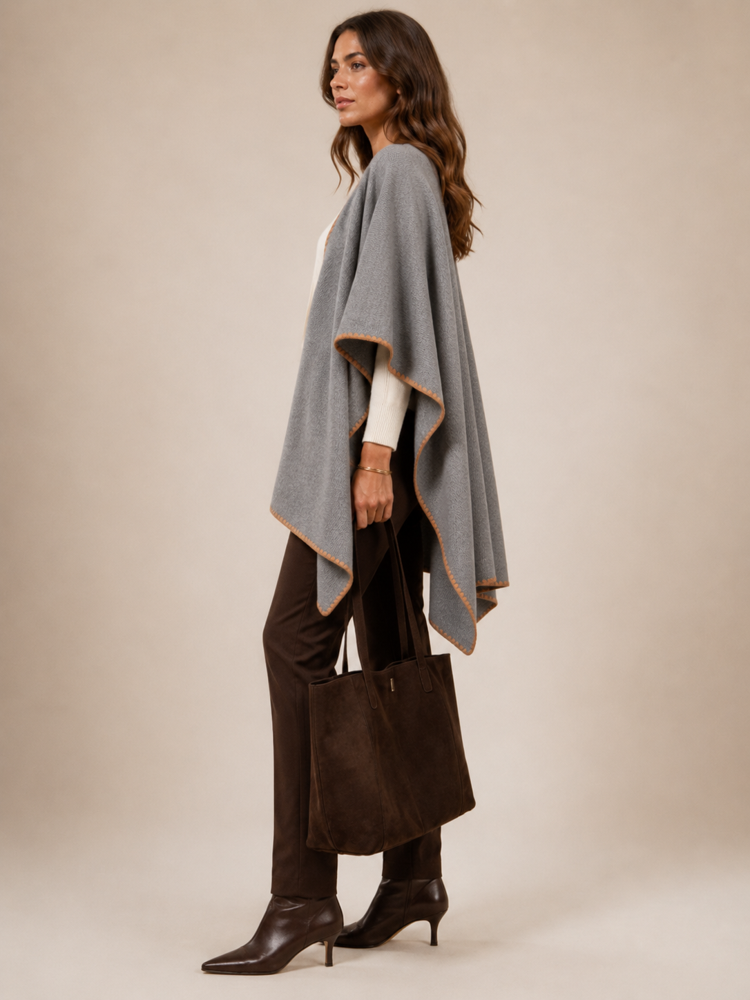 Statement-Cape Edlem Grau | Ziernaht Camel