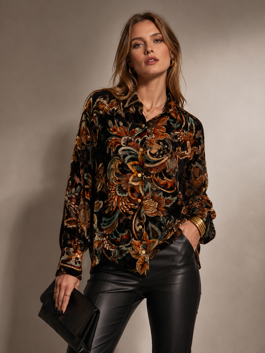 Samtausbrenner-Bluse „Floral“ Schwarz | Multicolor