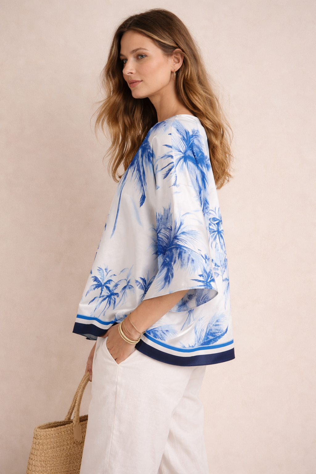 Seiden-Blusenshirt „Palmen“ Weiß | Blau