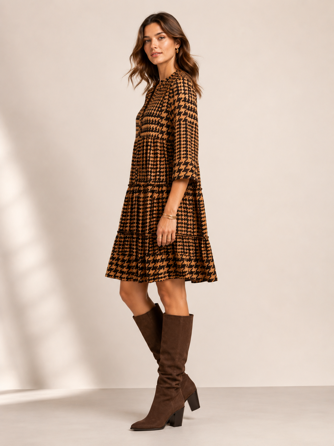Stufenkleid „Retro-Charme“ Gold | Dunkelbraun
