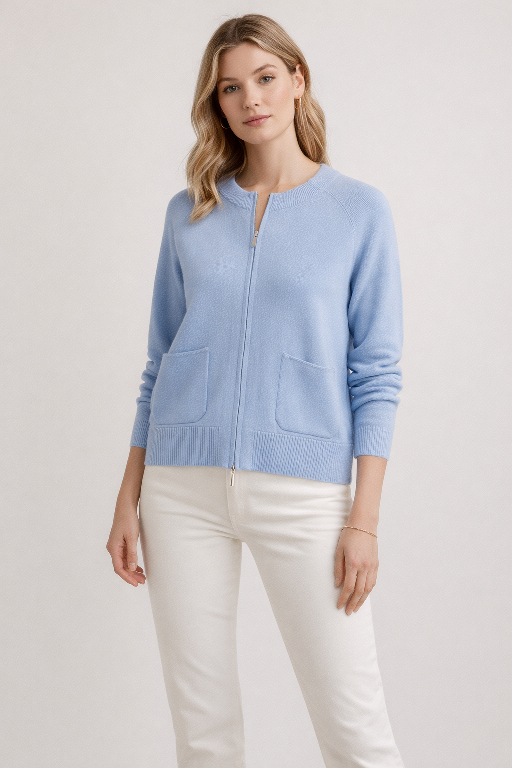 Strickjacke Hellblau