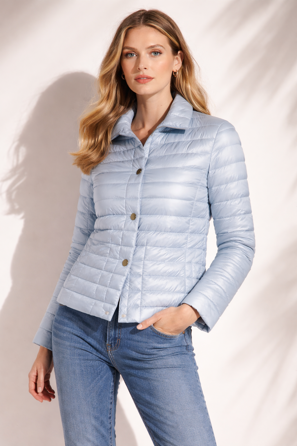 Leichte Daunenjacke Eisblau