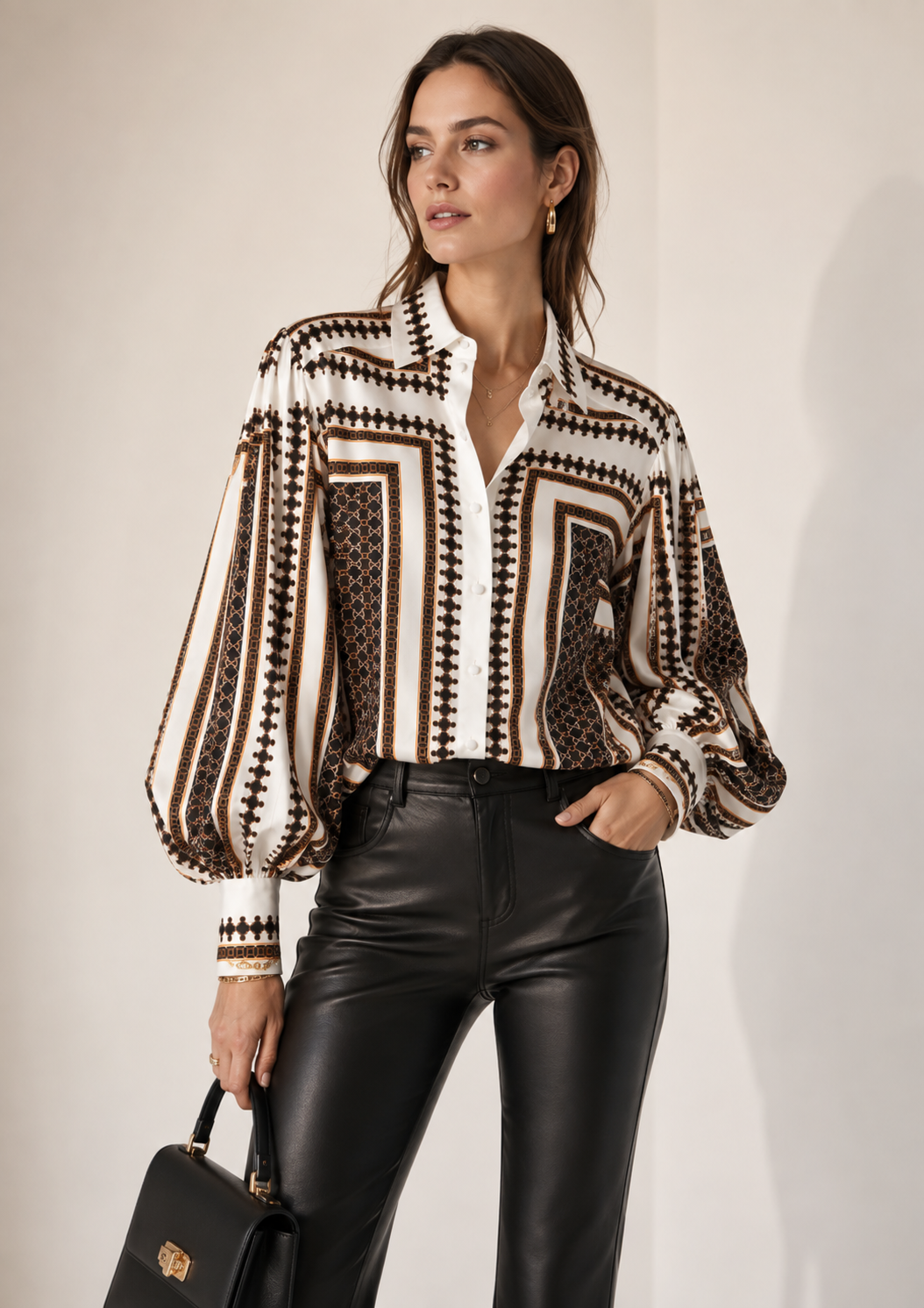 Statement-Bluse „Ketten- & Ornamente“ Braun | Gelb | Weiß