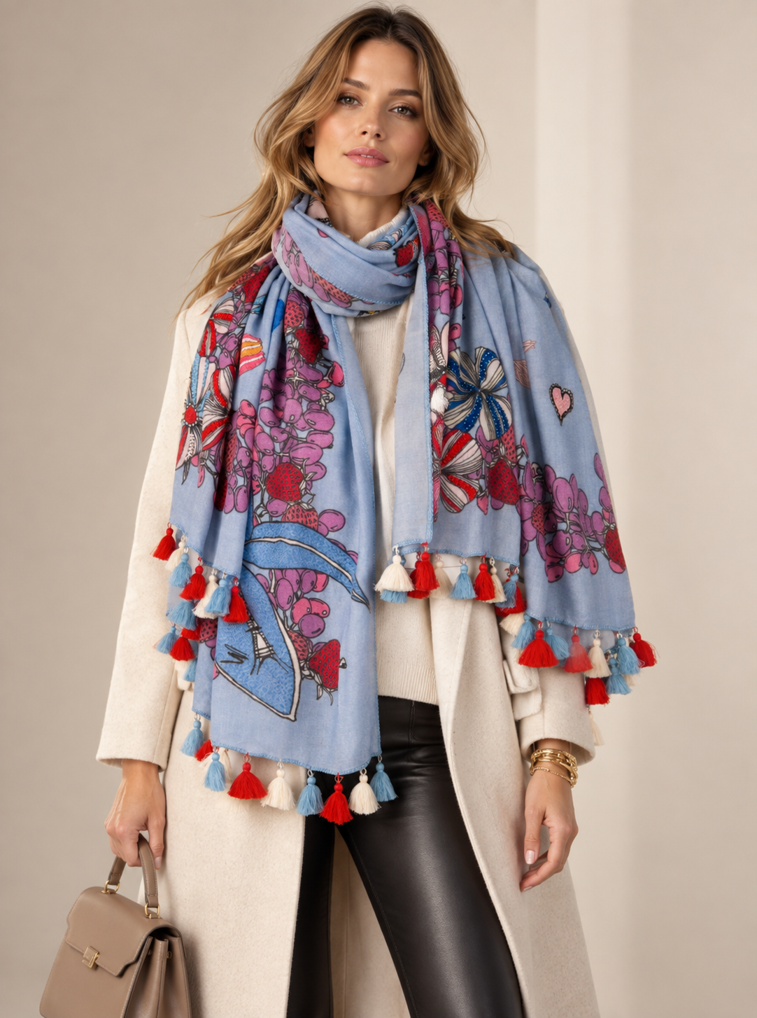 Maison Common Statement-Schal Pariser Chic Blau Multicolor - Editorial-Ansicht