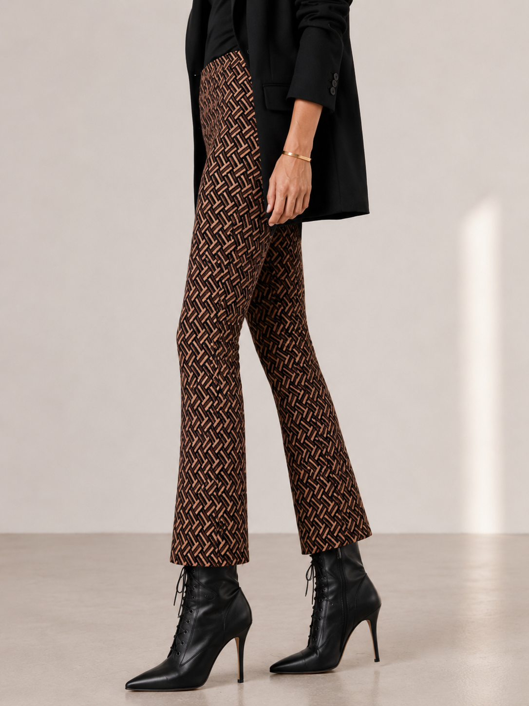Statement-Hose „Cindy“ Camel | Braun | Schwarz