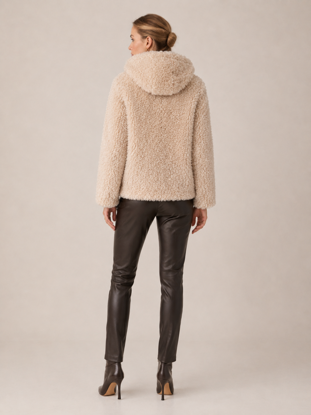 Exklusive Wendejacke „Teddy-Fell“ Beige