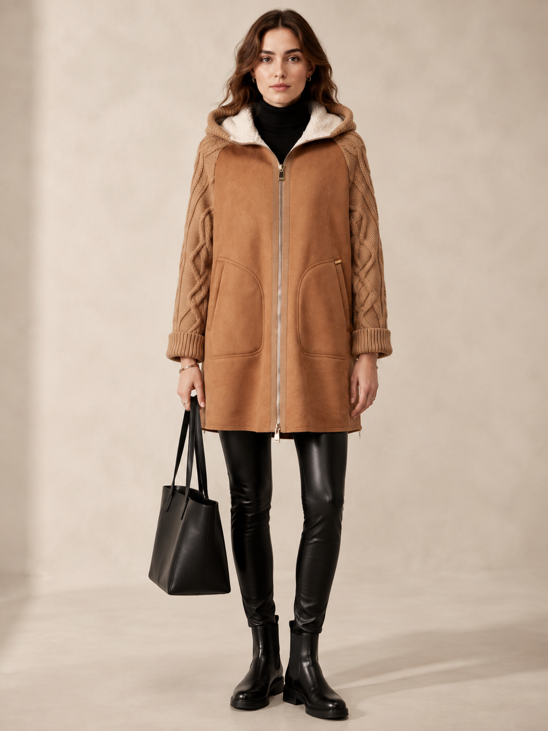 MDF Marco Del Forte Urbane Hybrid-Mantel Wolle & Eco-Shearling Camel - Editorial-Ansicht