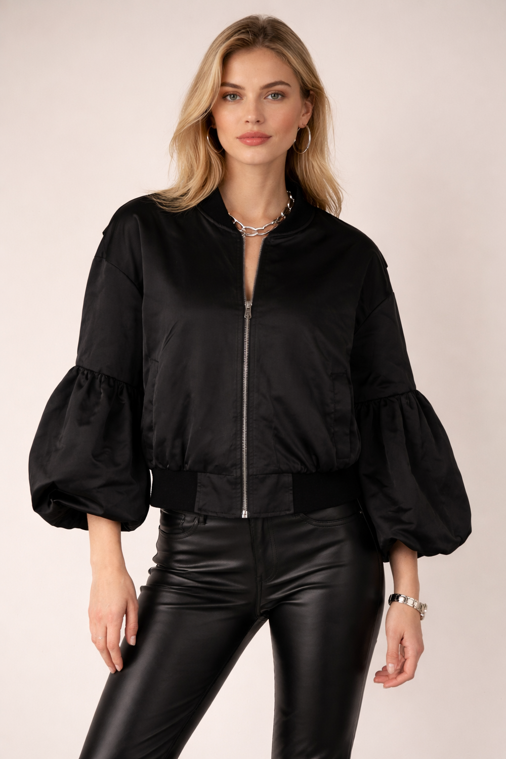 Bomberjacke "Maaike" Schwarz