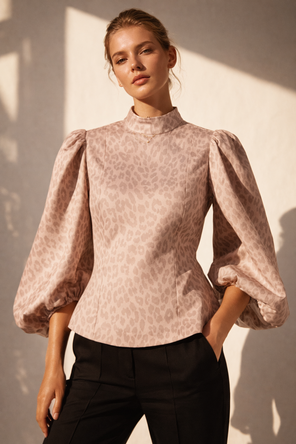 Shirt „Leonie Leo“ Beigetöne