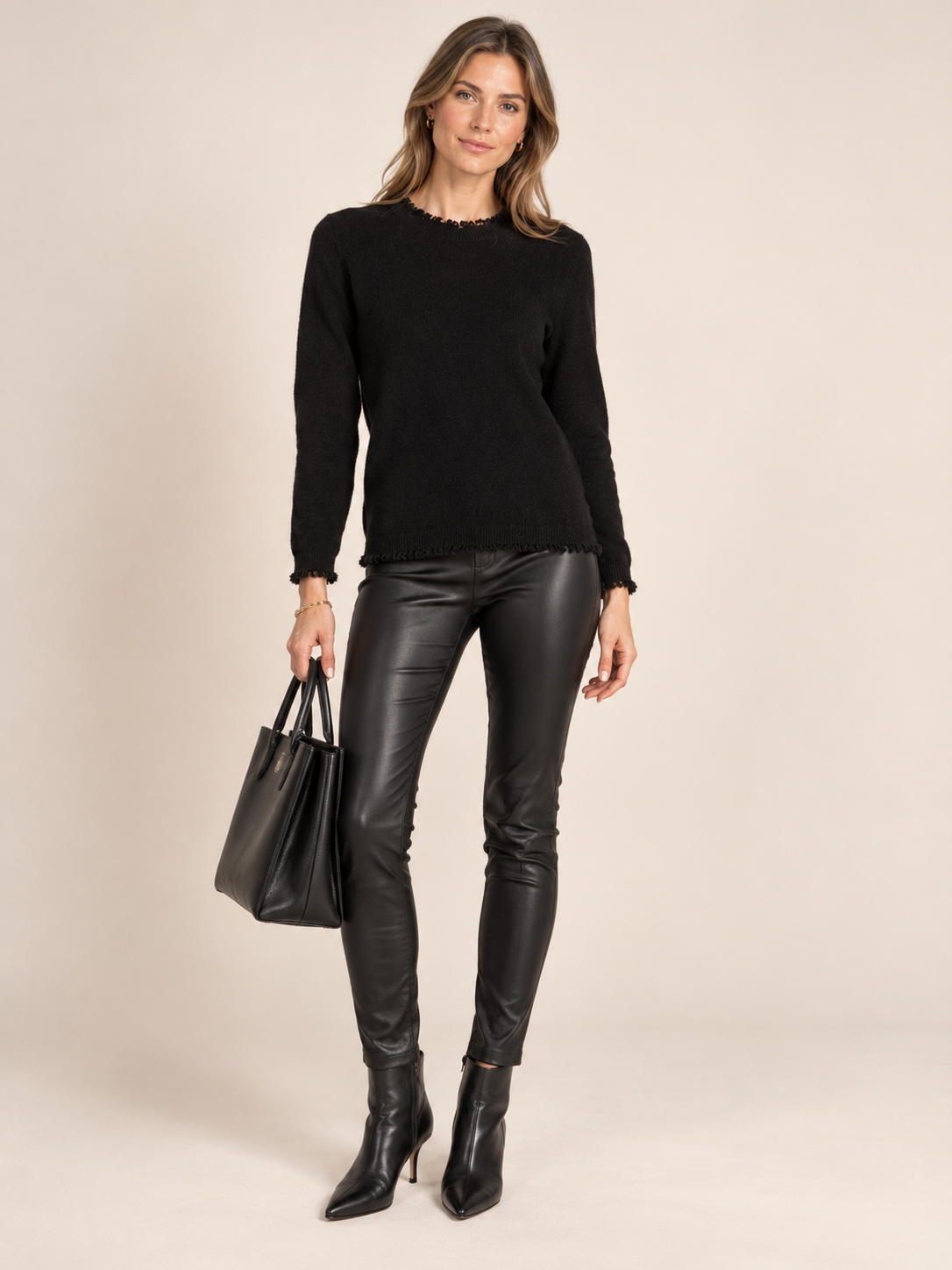 Blossom & Co. Kaschmir Signature Pullover Schwarz - Editorial-Ansicht