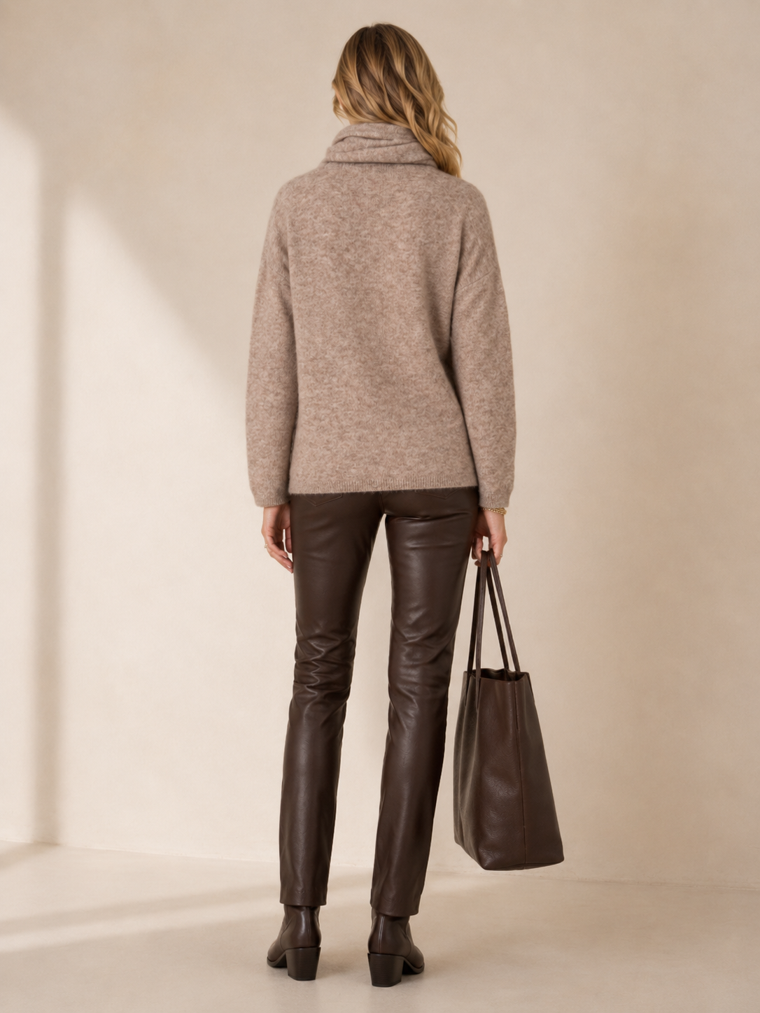 Pullover mit integriertem Schal Melange Taupe