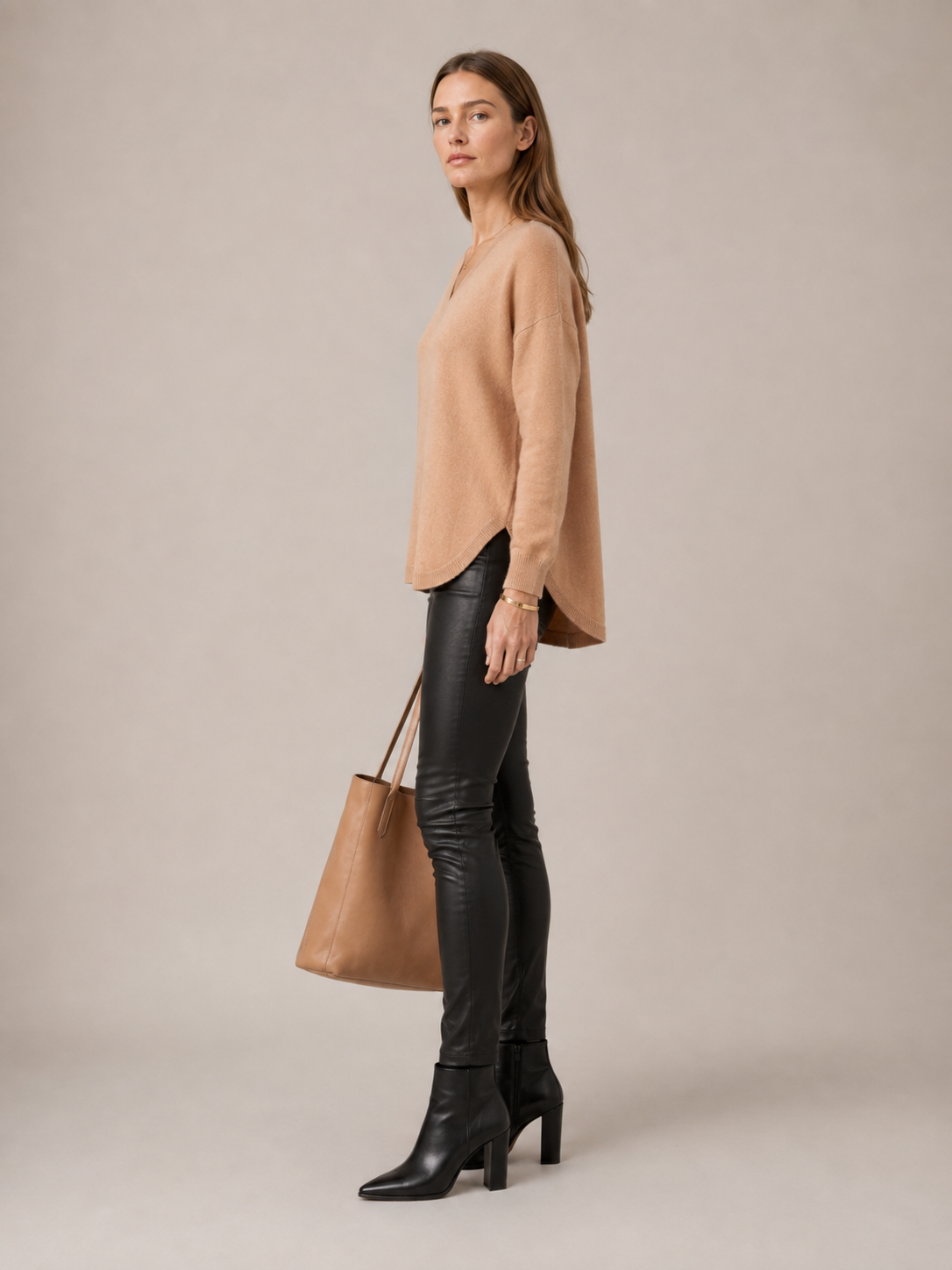 Blossom & Co. Zeitloser Kaschmir-Pullover Camel - Design-Fokus