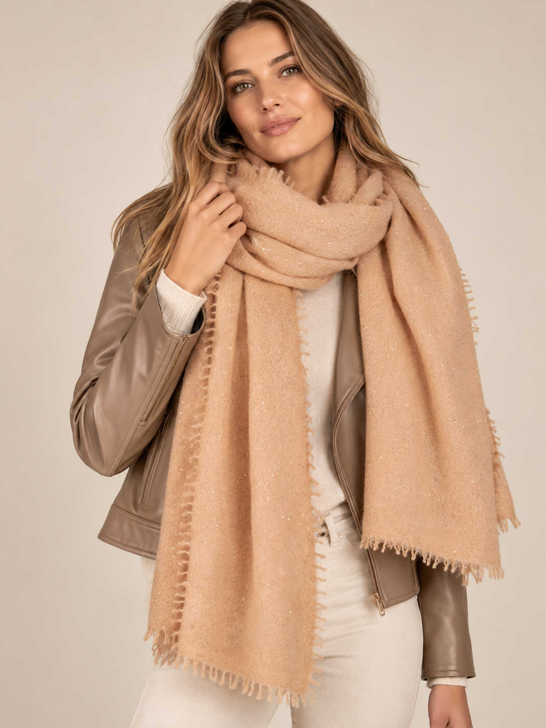 Luxuriöser Schal „Pailletten“ Honey Camel