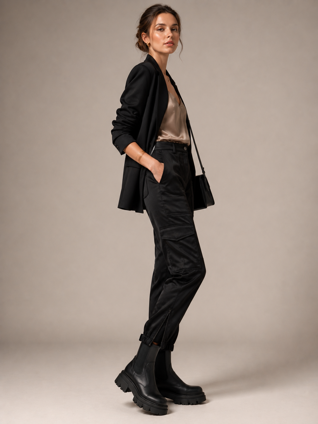 Satin-Cargo-Pants „Karo“ Schwarz