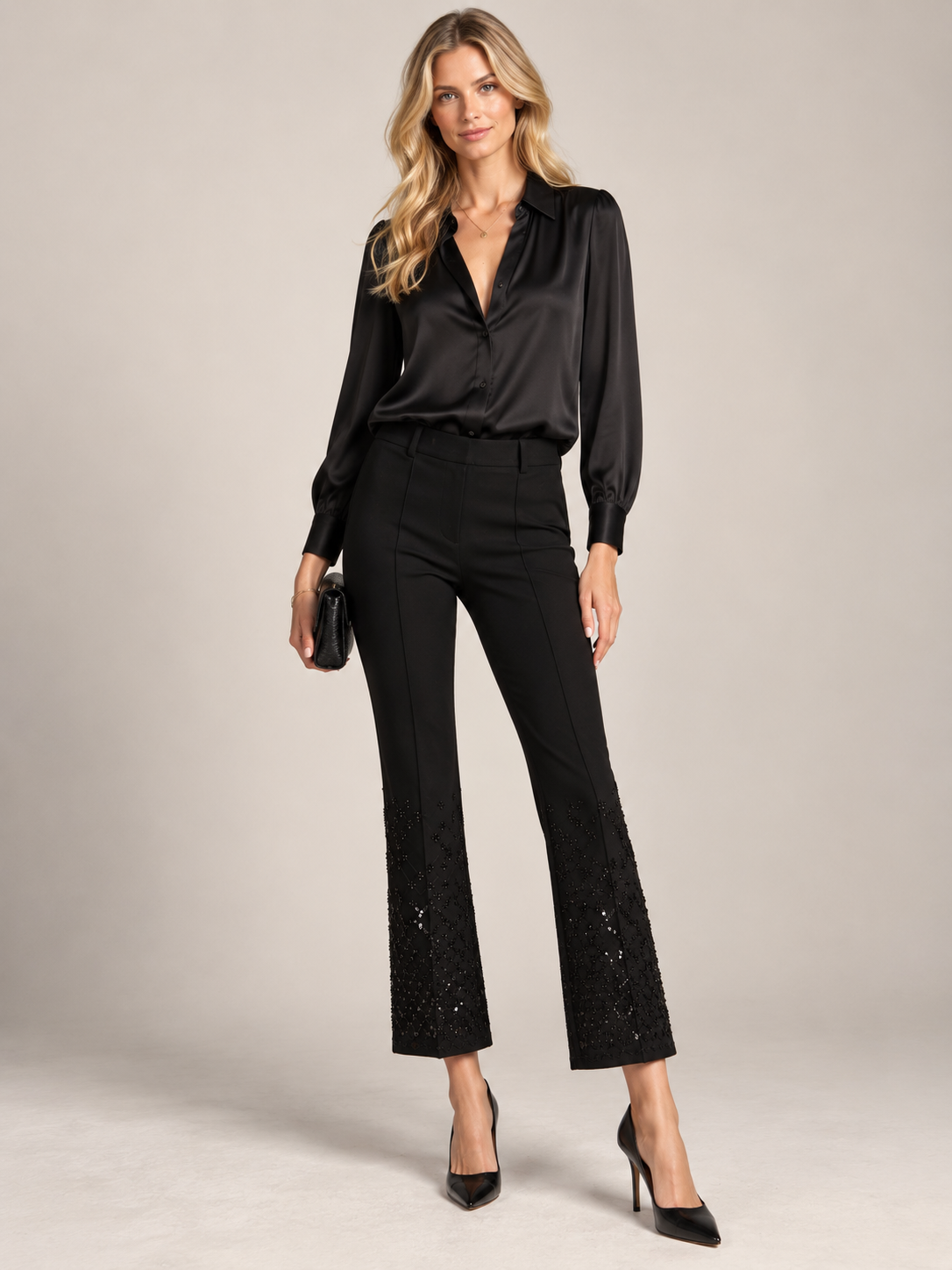 CAMBIO / Die Statement-Hose „Francoise Cropped | Glamouröse Akzente“ Schwarz /  Front Studio 