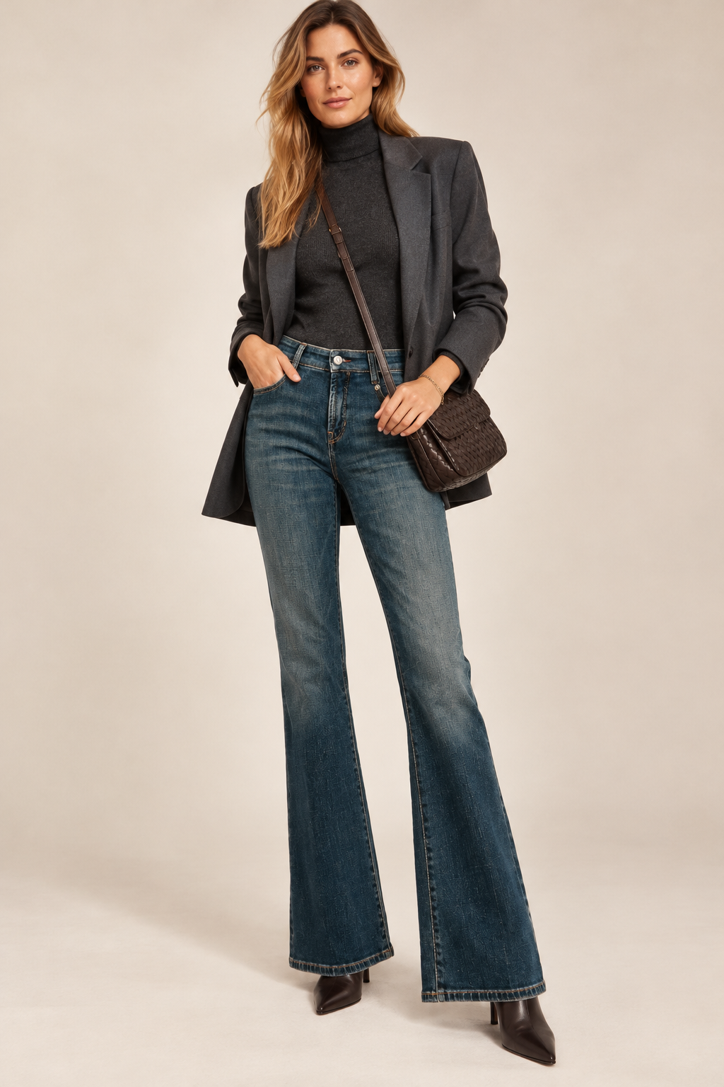 CAMBIO / LÄSSIGER CHIC | DIE JEANS „PARIS FLARED WASHED“ BLAU / FRONTANSICHT