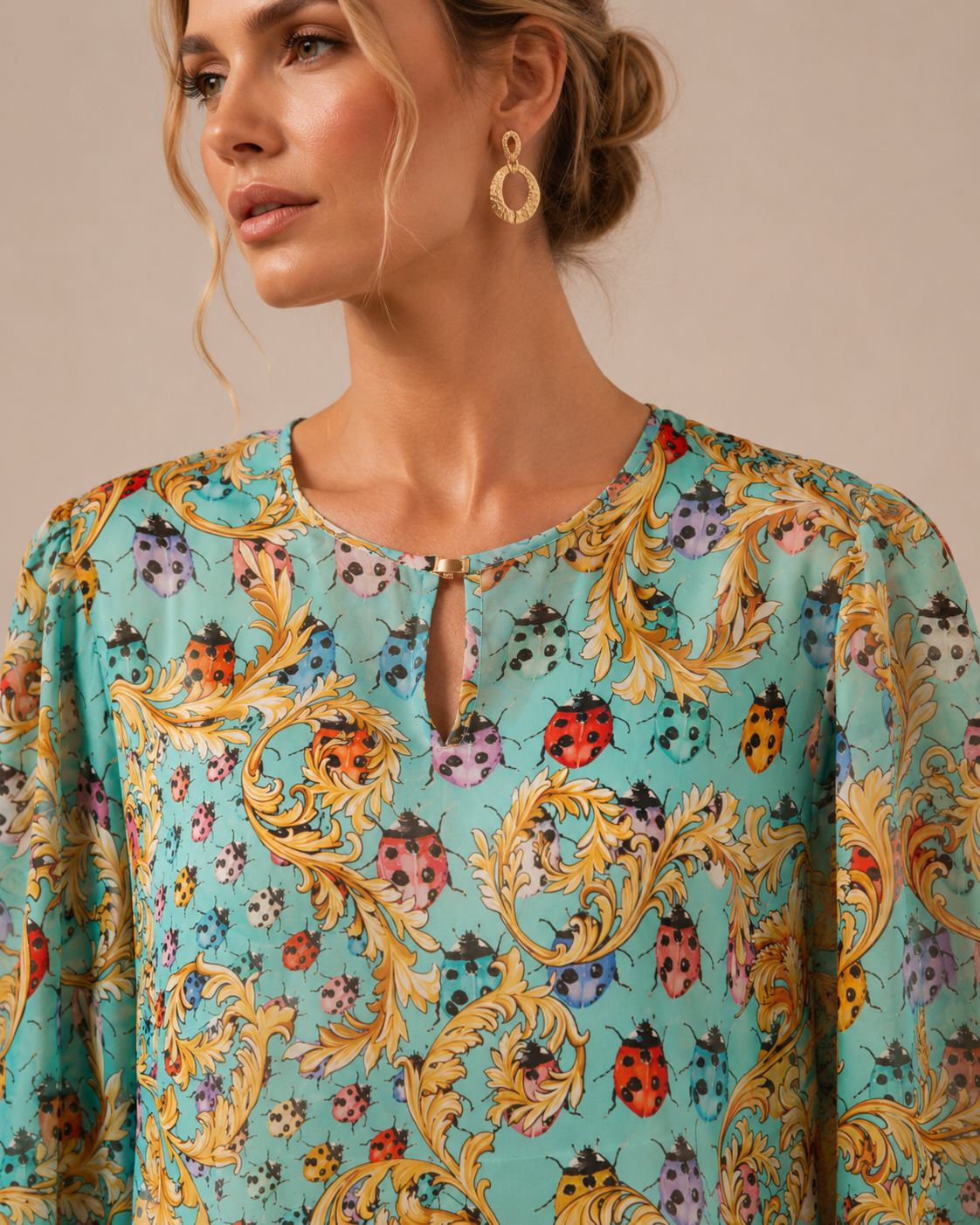 Statement-Bluse „Marienkäfer“ Türkis | Gelb | Multicolor