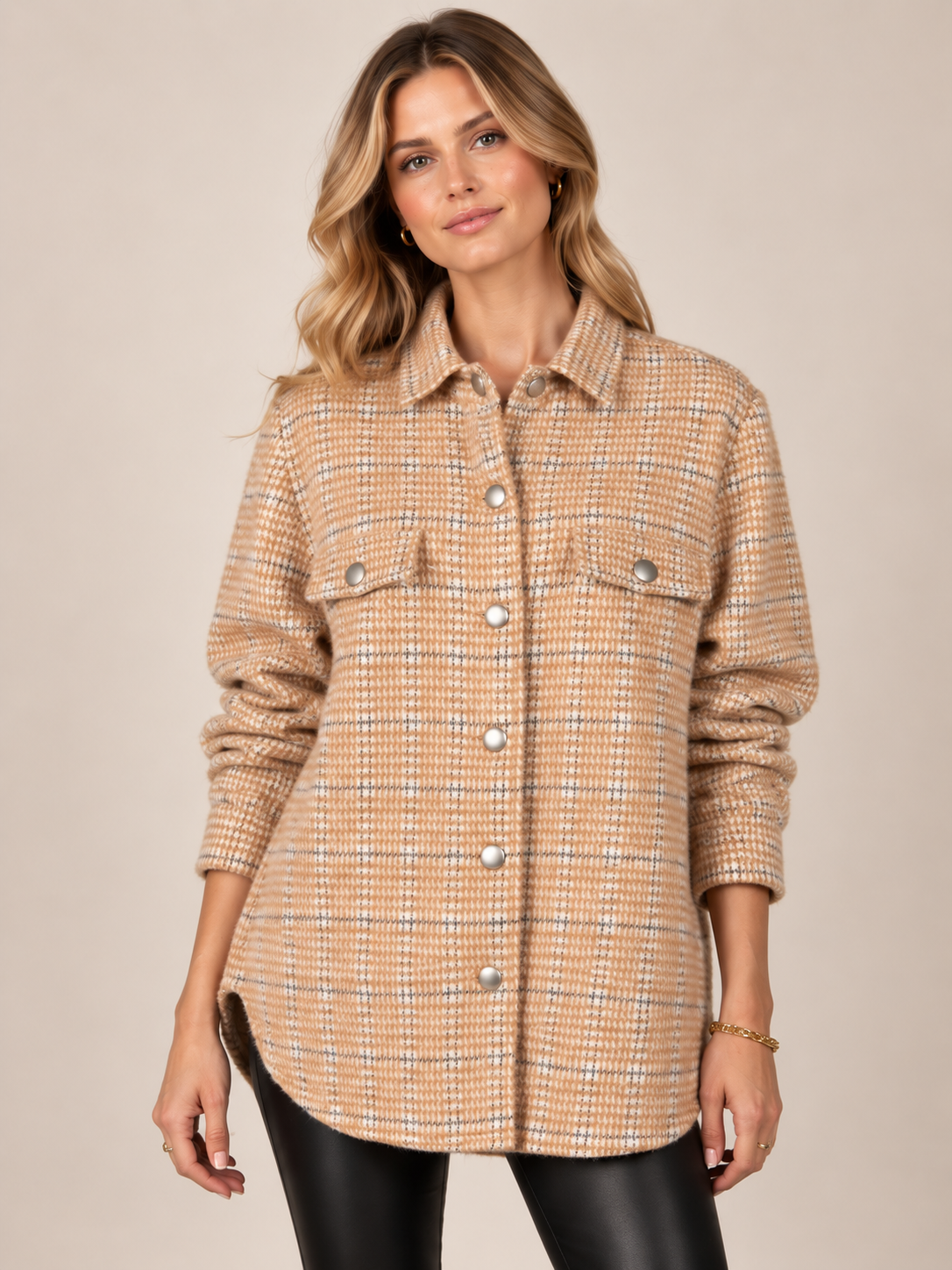 fleur Modernes Shacket Hahnentritt-Muster Beige Camel Lurex - Lookbook-Impression
