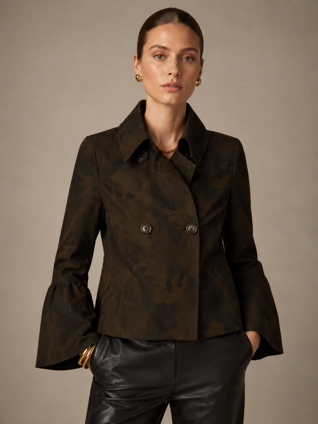 Urbane Coolness Jacke „Camouflage“ Grün | Dunkelgrün
