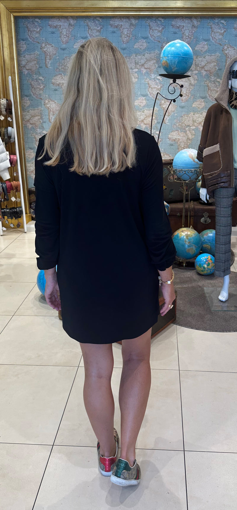 Kleid Schwarz