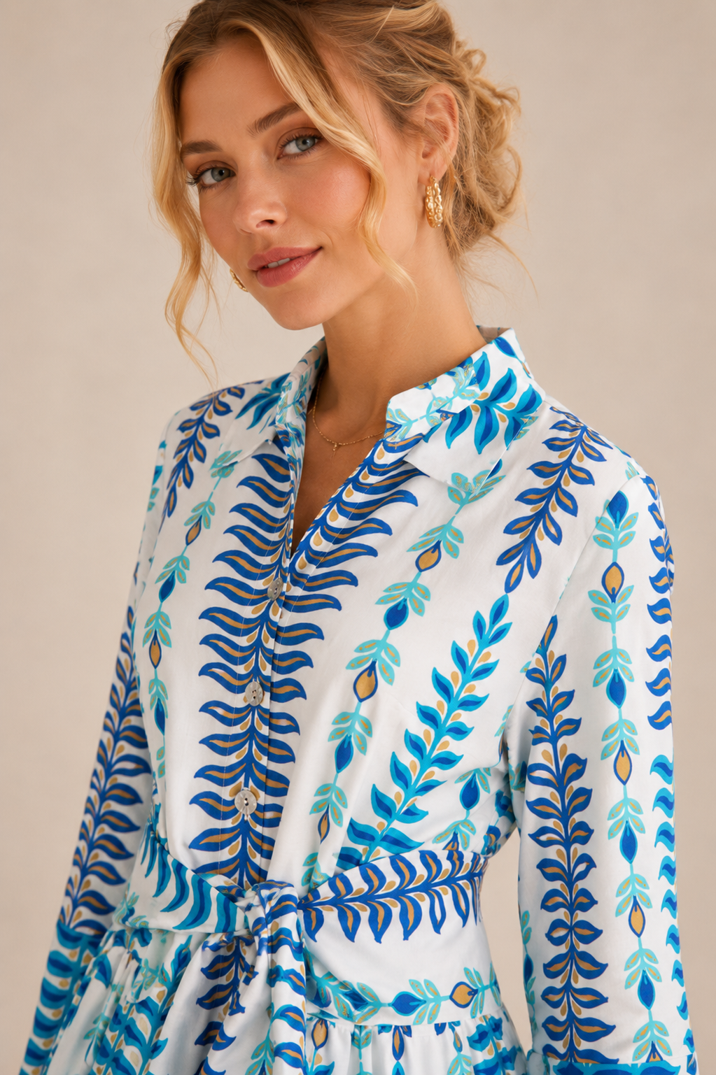 Statement-Kleid Weiß | Blau | Türkis