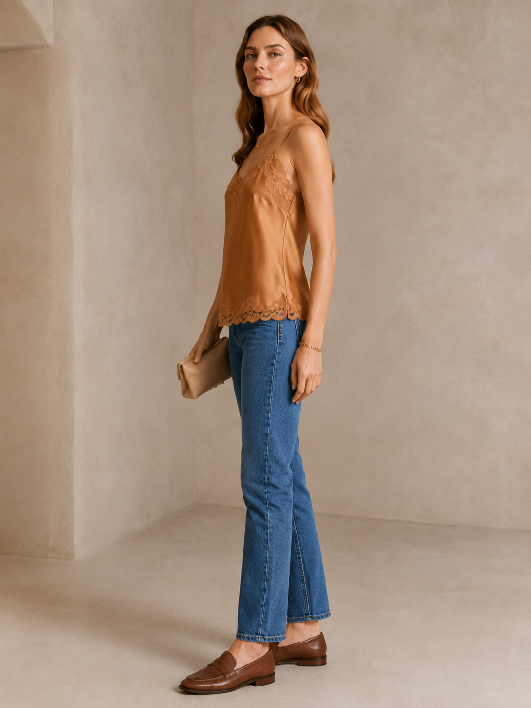 Seidene Spitzen-Camisole „Boudoir-Stil“ Gold/Camel-Ton