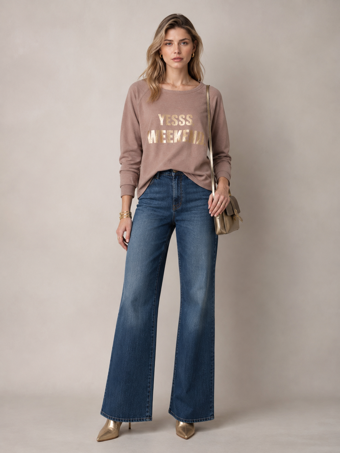 Glamour Sweatshirt „Yessss, Weekend.“ Warmen Braun