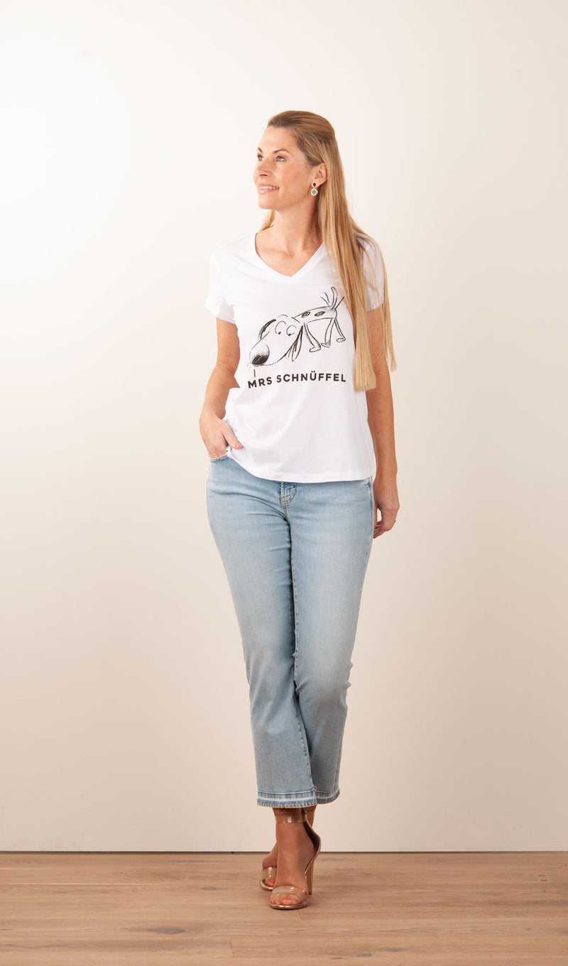 T-Shirt „Mrs Schnüffel“ Weiß | Schwarz