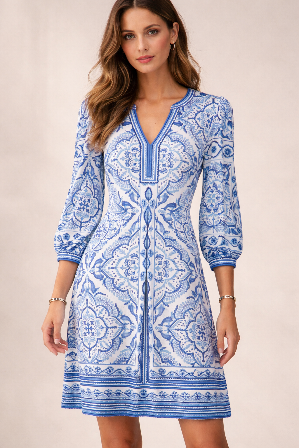 Kleid „Fliesen & Mandalas“ Blau | Weiß