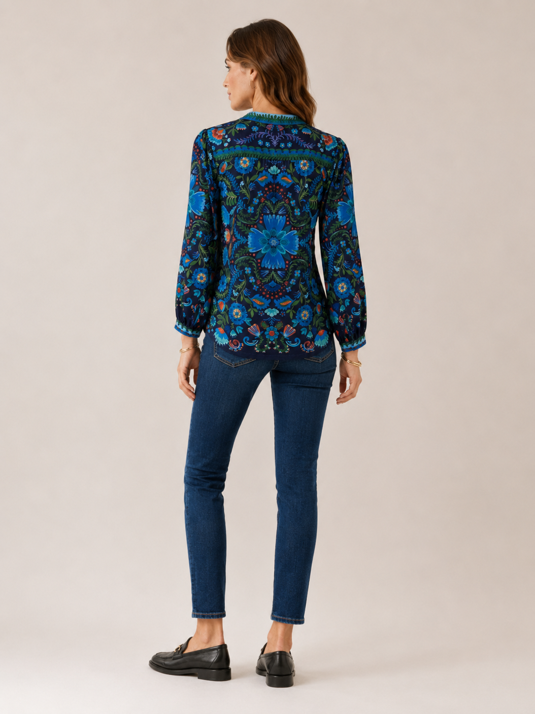 Bohemian-Chic-Bluse „Florale Eleganz“ Blau | Multicolor