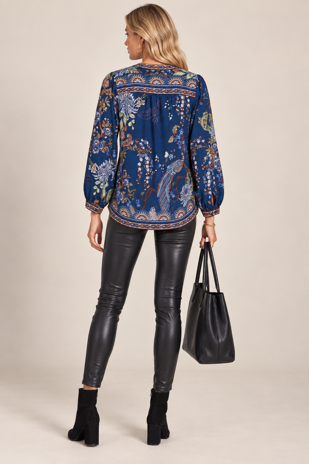 Bohemian-Chic-Bluse „Exotische Eleganz“ Blau | Multicolor