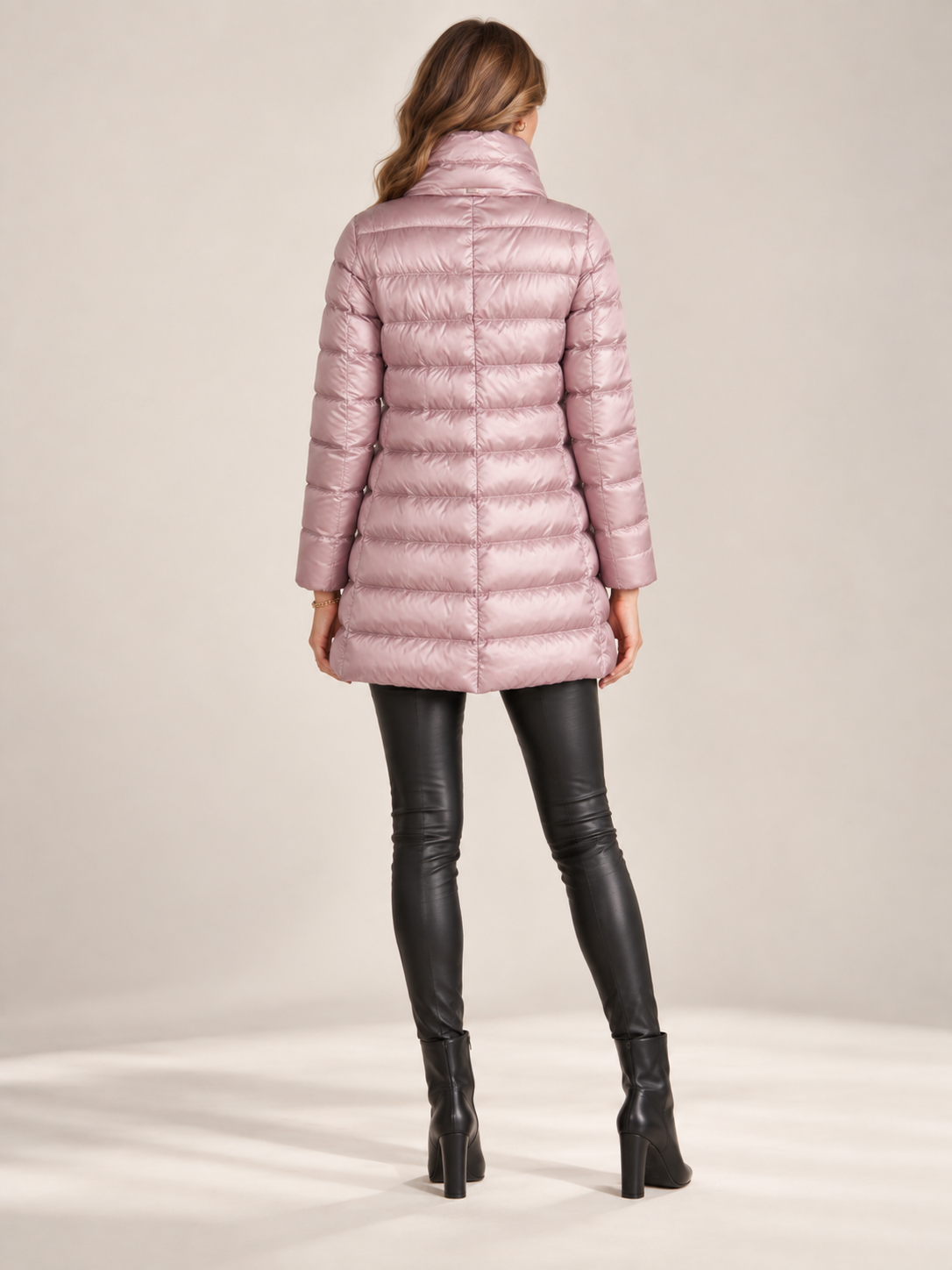 Herno Zeitloser Daunenmantel Rosa - Textur & Detail