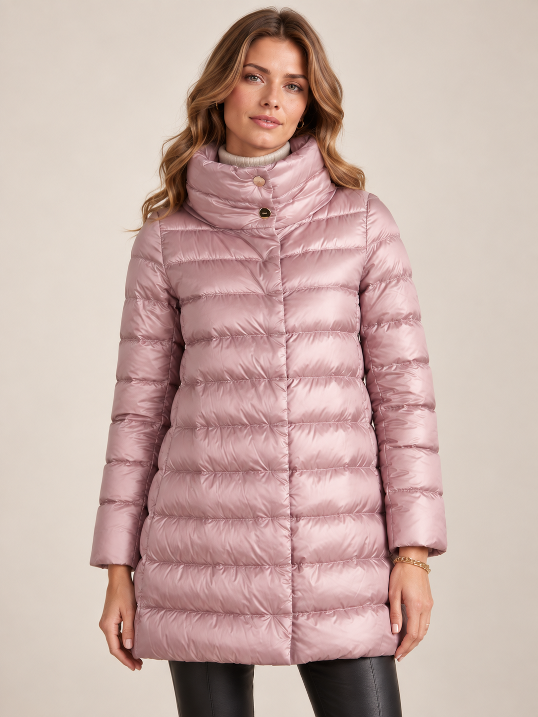 Herno Zeitloser Daunenmantel Rosa - Lookbook-Impression
