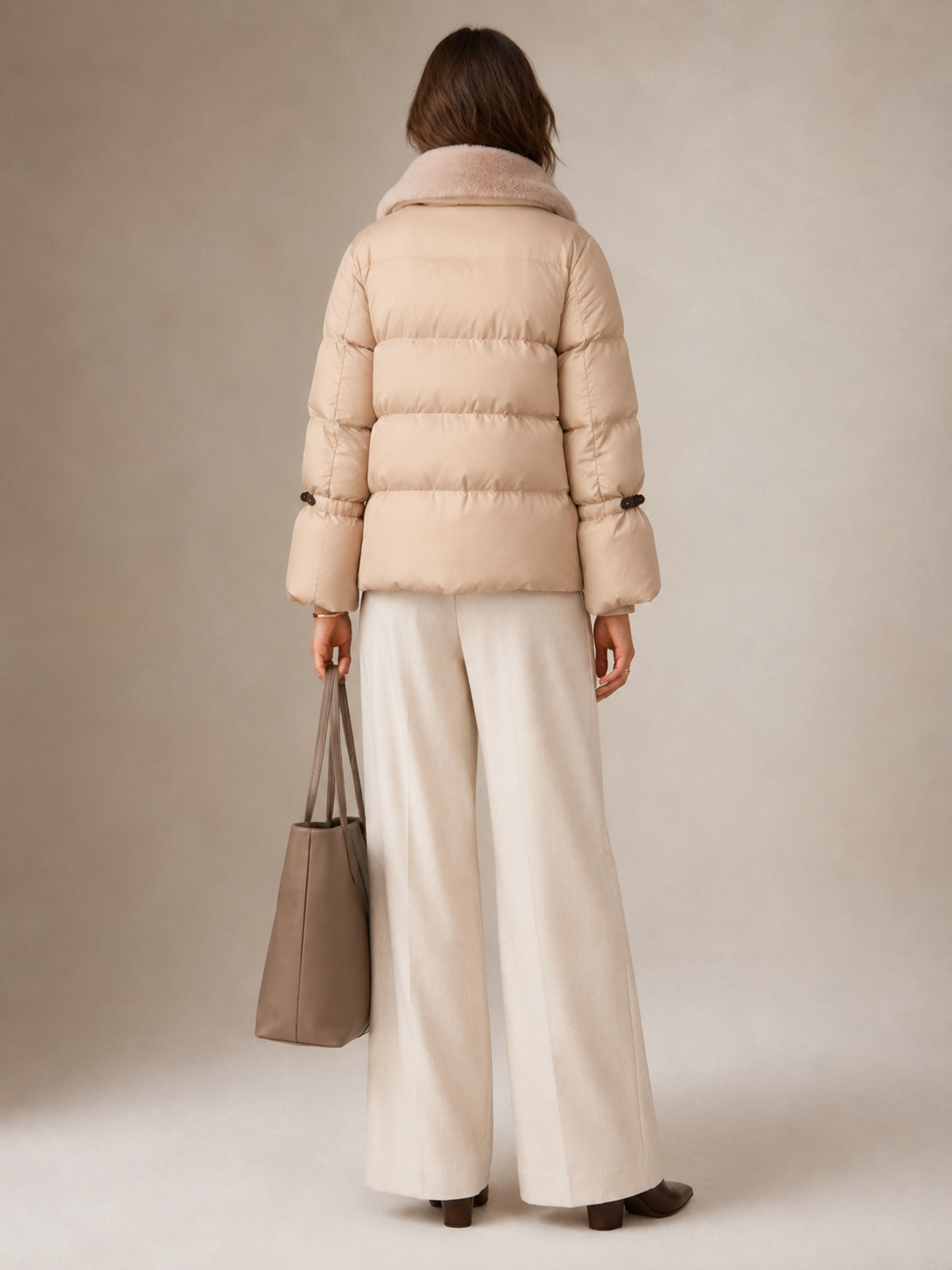 Daunenjacke Hellbeige
