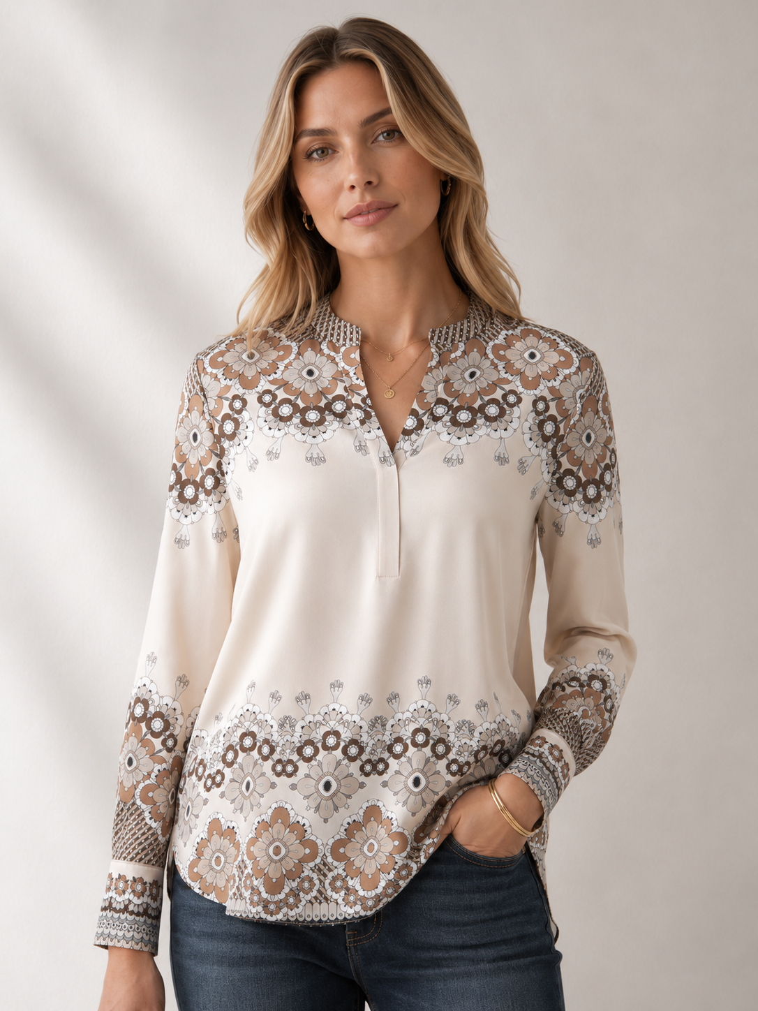 Seidenbluse „Ornamental-Floralen“ Beige-, Braun- | Taupe-Tönen
