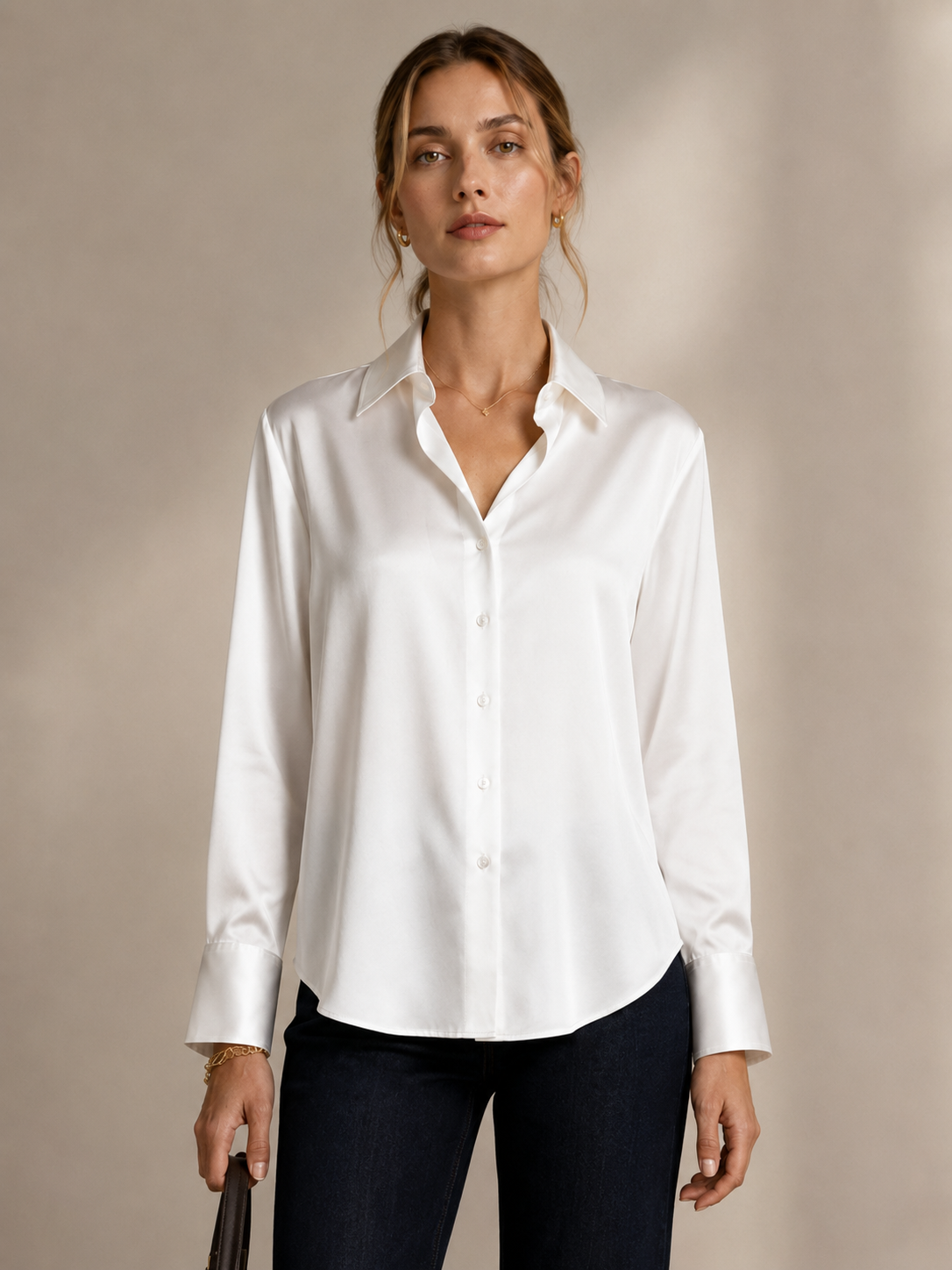 HERZENS Seiden-Bluse Weiß - Lookbook-Impression