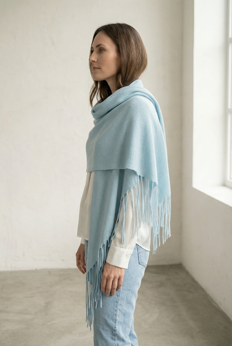 Dreieckstuch „Fransen“ Hellblau