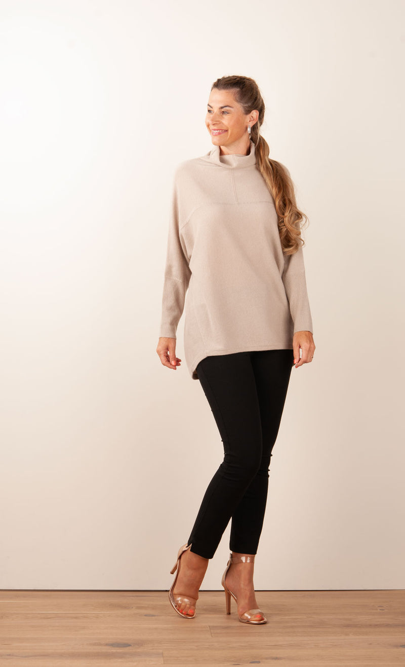 Rollkragenpullover Beige