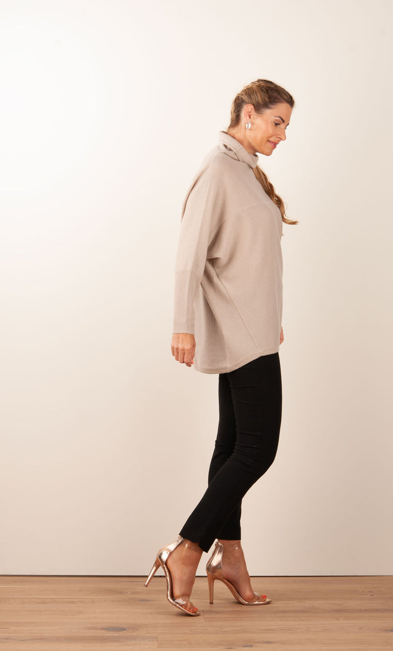 Rollkragenpullover Beige