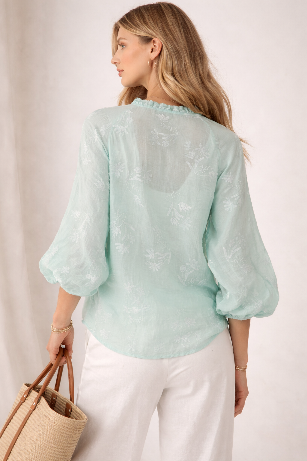 Bestickte Ramie-Bluse Mint | Weiß