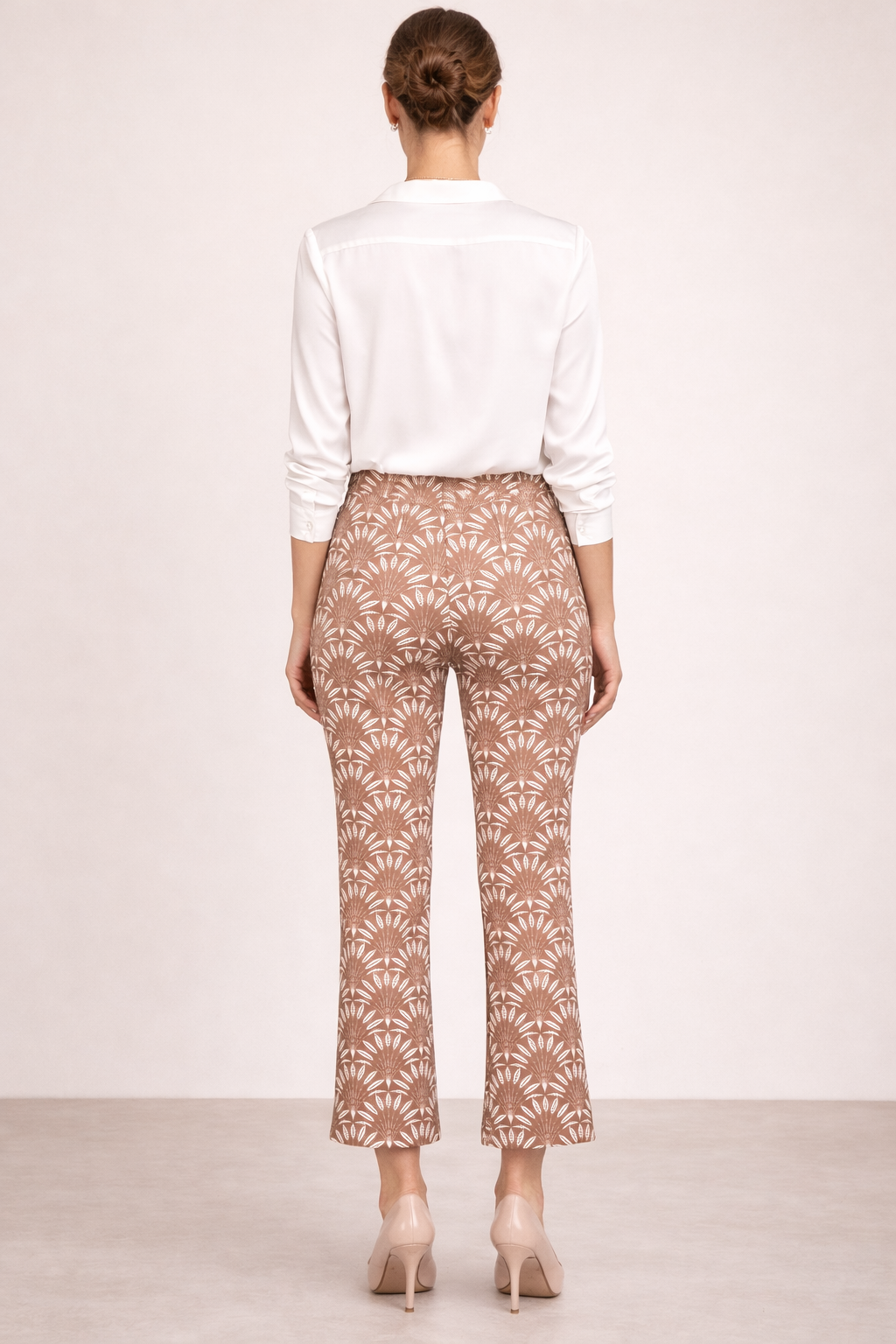 Hose „Cindy Fächermuster“ Tabakbraun | Weiß