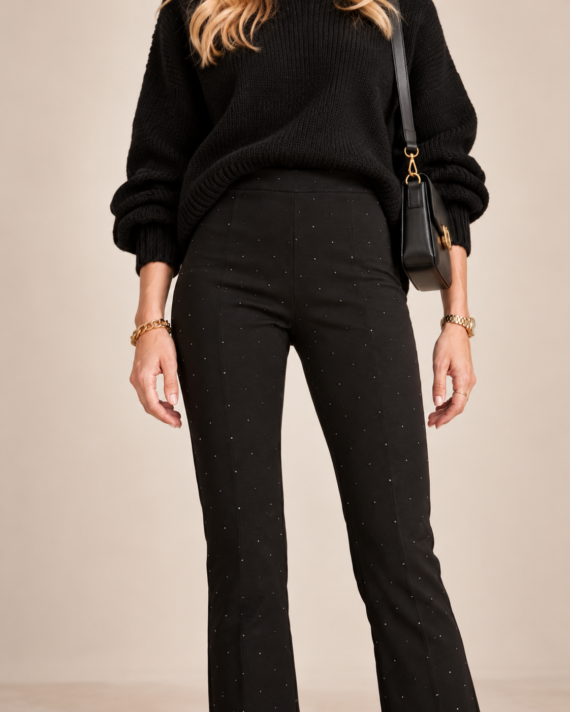 SEDUCTIVE / GLAMOURÖSER KOMFORT: DIE SCHLUPFHOSE „CINDY“ SCHWARZ / Zoomansicht