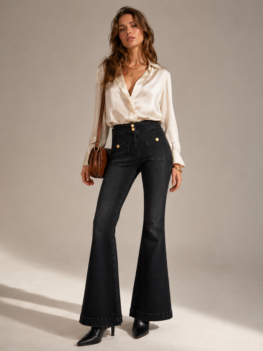 Flared-Jeans „Camille“ Schwarz | Edle Waschung