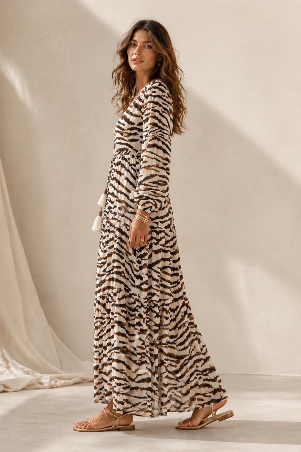 Seidene Maxi-Kleid „Zebra“ CREME | BRAUN